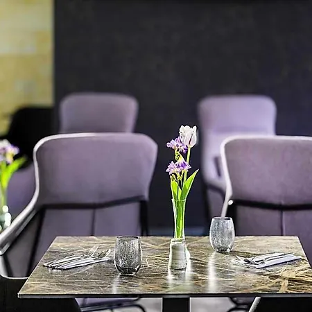 Mercure Center 4*